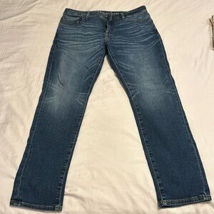 American Eagle Men’s Athletic Skinny Jeans. 33 waist 30 length